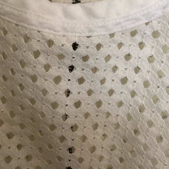 Banana Republic Eyelet Crop Top - Picture 7 of 7